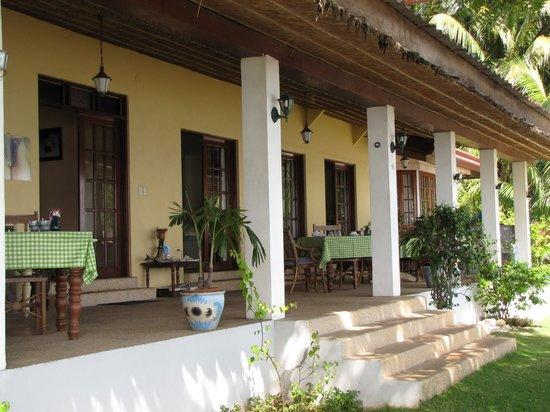 Las Flores Beachside Hotel Catmon Kültér fotó