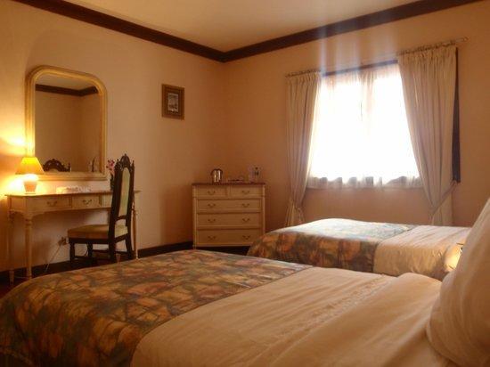 Las Flores Beachside Hotel Catmon Kültér fotó